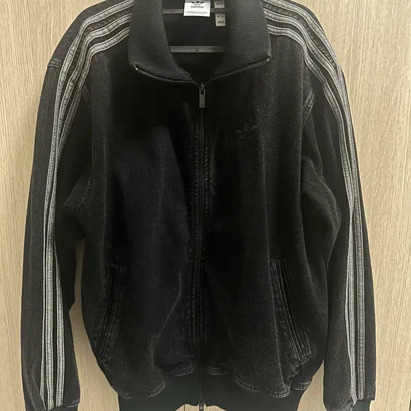 [BUNJANG] Adidas Adicolor Denim Firebird Track Top Black / M) 아디다스 파이어버드 데님 블랙 판매
