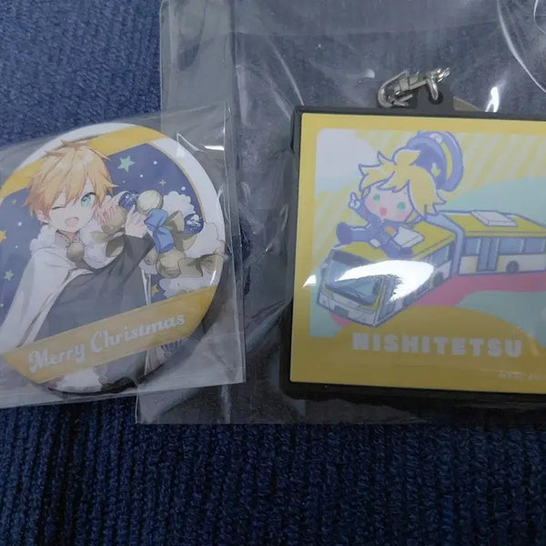 [BUNJANG] Kagamine Len Christmas Can Badge & Magical Mirai 2024 Nikkatsu Keychain Bundle Set / 카가미네 렌 캔뱃지, 키링 일괄