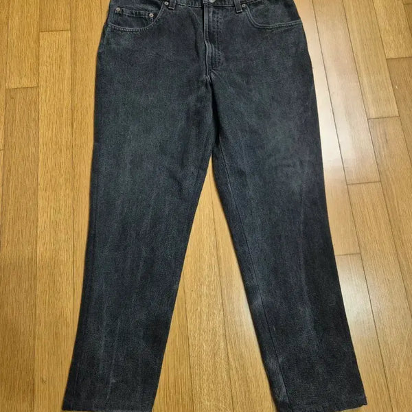 [BUNJANG] Levi's 550 Black Denim Tapered Jeans (90s) / 90s 미국 리바이스 550 흑청 데님 팬츠