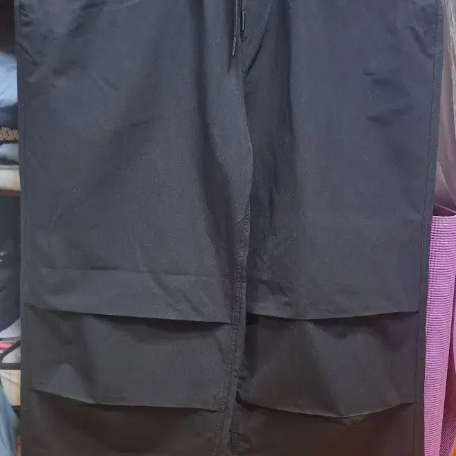 [BUNJANG] SPAO Parachute Wide/Jogger Pants (Black/Light Beige) / 32-36)SPAO 파라슈트 와이드/조거 팬츠