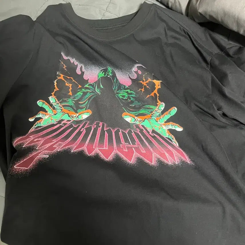 [BUNJANG] Tightbooth Graphic T-Shirt Black / Tightbooth 반팔 티셔츠