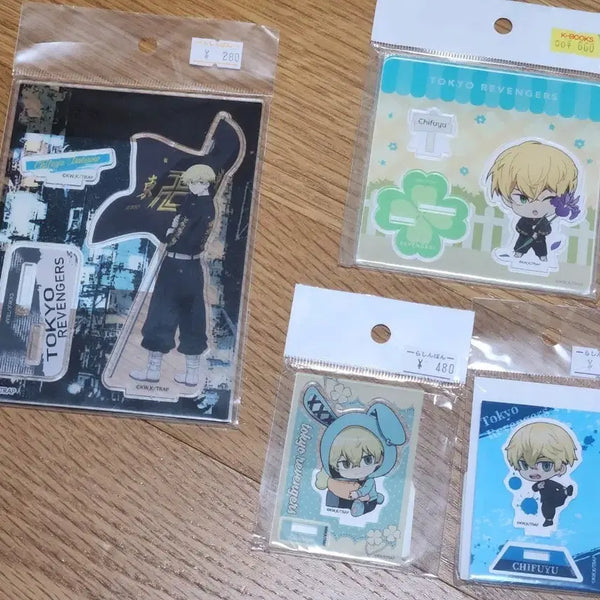 [BUNJANG] Tokyo Revengers Chifuyu Acrylic Stand Bundle Set / 도리벤 도쿄리벤져스 치후유 아크릴스탠드 일괄