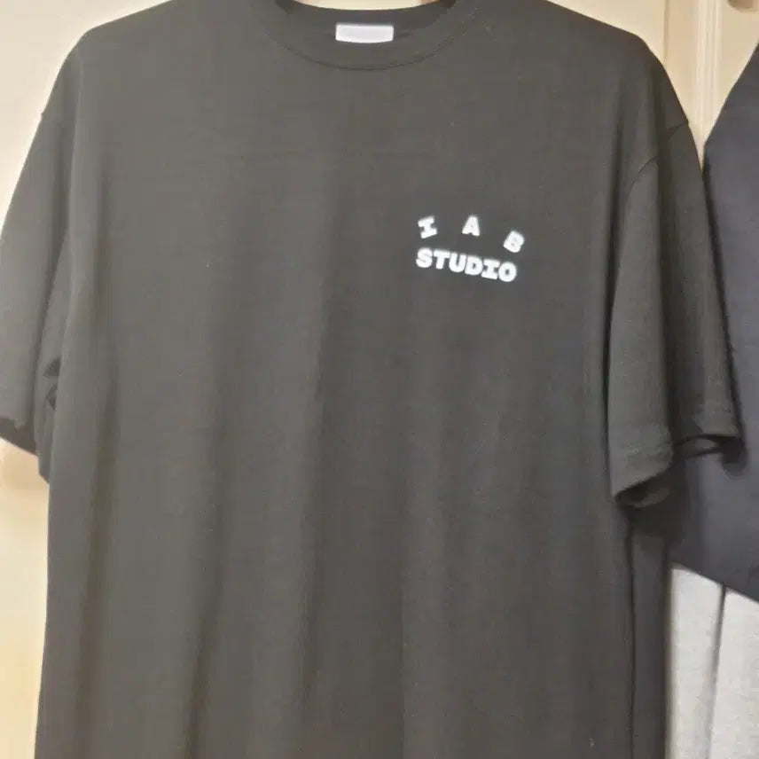 [BUNJANG] IAB STUDIO Short Sleeve T-Shirt Black XXL / 아이앱 IAB STUDIO 반팔 티셔츠 블랙 XXL  새상품