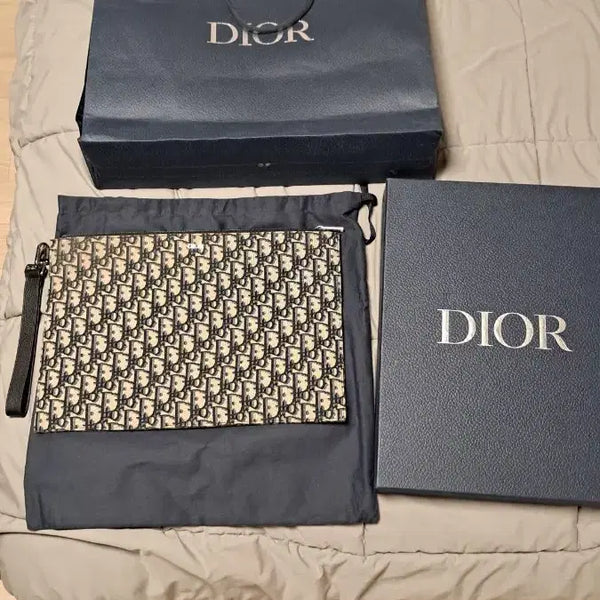 [BUNJANG] Dior Signature Pattern Leather Clutch Bag / 디올크러치 A4 사이즈 판매합니다