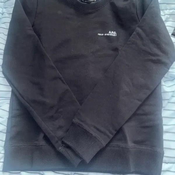 [BUNJANG] A.P.C. Black Sweatshirt / A.P.C. 맨투맨 블랙