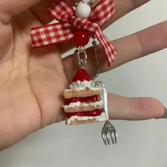 [BUNJANG] Strawberry Cake Strap Keychain Bag Charm / 딸기케익 스트랩 키링 백참)새상