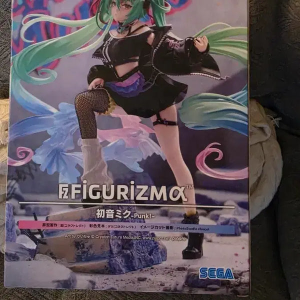 [BUNJANG] Sega Hatsune Miku Punk Figure-ism Figure (Sealed) / [미개봉] 세가 하츠네 미쿠 펑크 피규어리즘 피규어