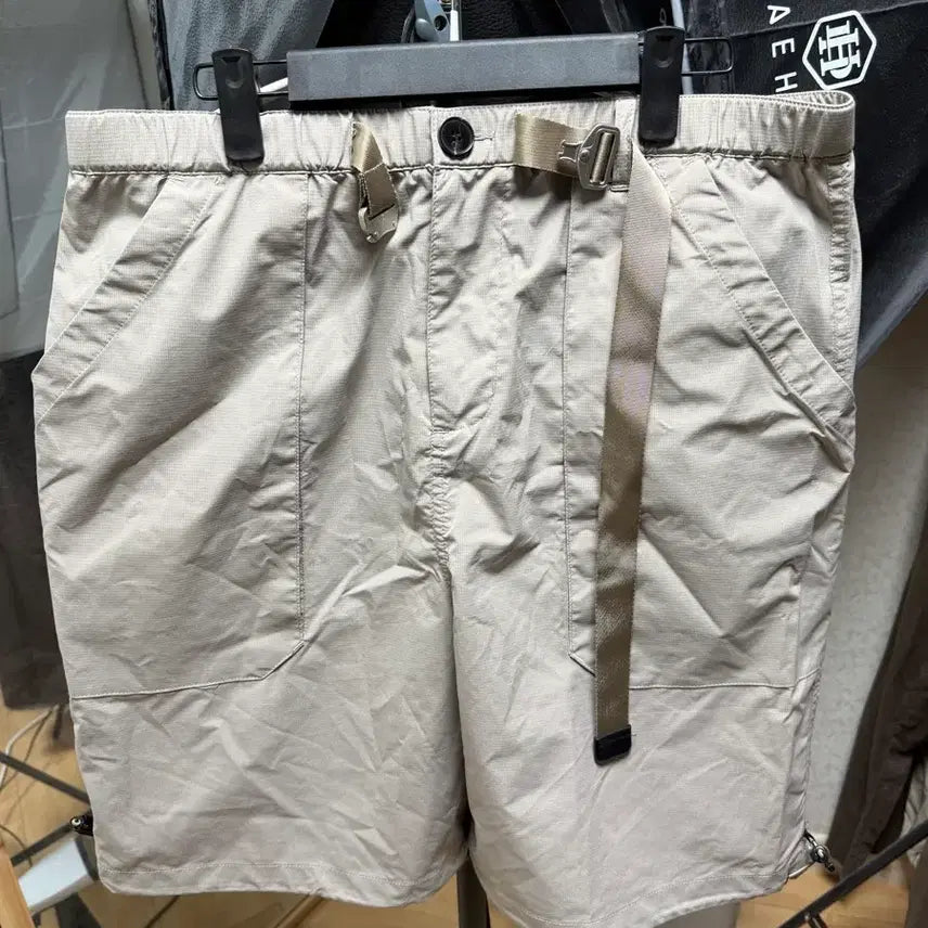 [BUNJANG] Buttbill Nylon Half Pants Light Beige XL / Buttbill 벗빌 나일론 하프 팬츠 라이트 베이지 XL
