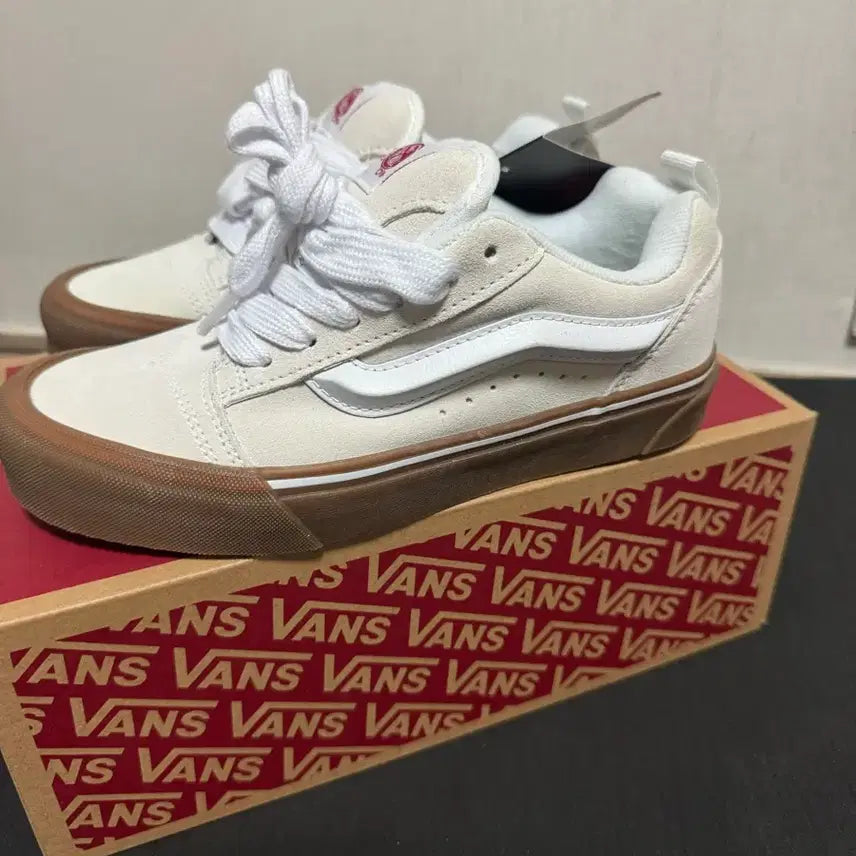 [BUNJANG] Vans Old Skool 235mm White / 정품새재품 반스 뉴스쿨 235mm 화이트