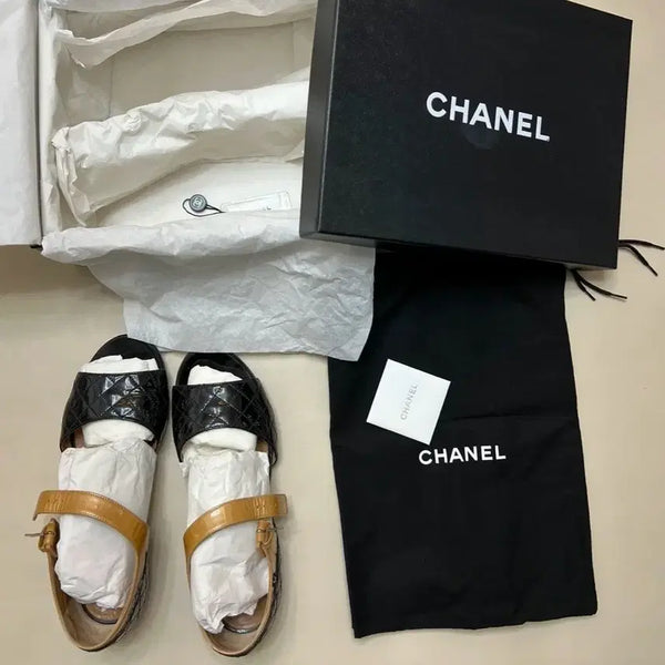 [BUNJANG] Chanel Sandals Black/Brown (Box, Dustbag Included) / 샤넬 샌들 블랙/브라운 (박스, 더스트백 포함)
