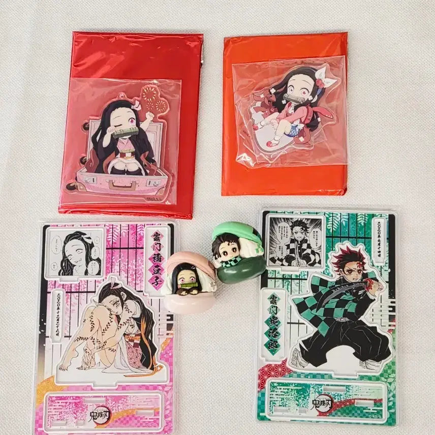 [BUNJANG] Demon Slayer Nezuko & Tanjiro Merchandise Bundle / 귀칼 네즈코, 탄지로 굿즈 일괄