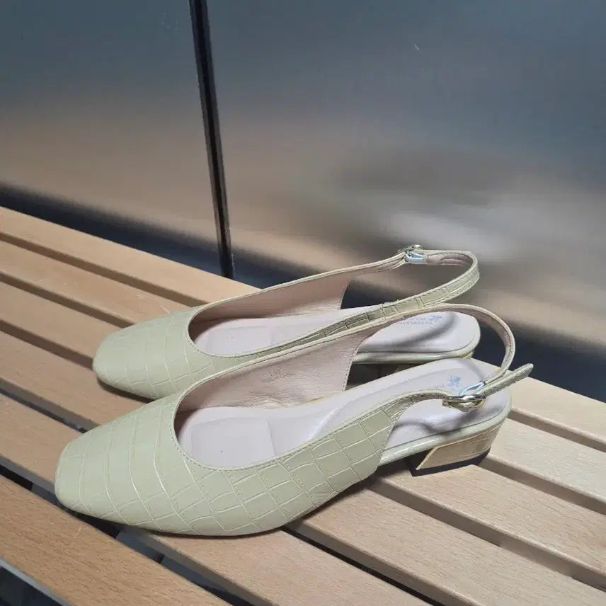 [BUNJANG] Women's Mule Slingback Shoes Faux Leather 250 / 여성 뮬 슬링백 인조가죽 구두 250