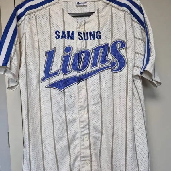 [BUNJANG] Samsung Lions Dynasty Era Yang Joon-hyuk Player Marked Baseball Jersey (Size 100) / 삼성라이온즈 왕조시절 유니폼 100사이즈 양준혁 선수 마킹 판매합니다