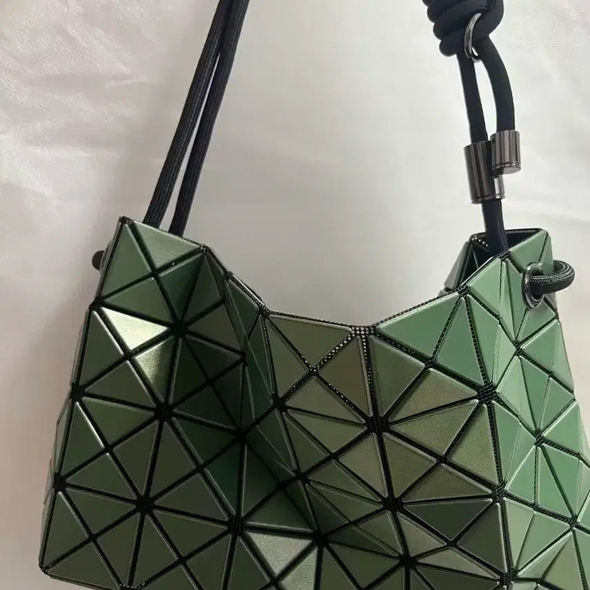 [BUNJANG] Bao Bao Crossbody Bag / 바오바오크로스백
