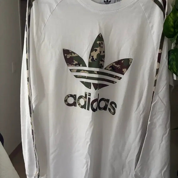 [BUNJANG] Adidas Camo Three Stripes Logo T-Shirt White / 아디다스 반팔티 카모 삼선 로고