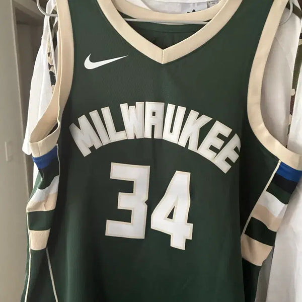 [BUNJANG] Nike Milwaukee Bucks Jersey #34 / 나이키 밀워키 바커스 농구 유니폼 34번