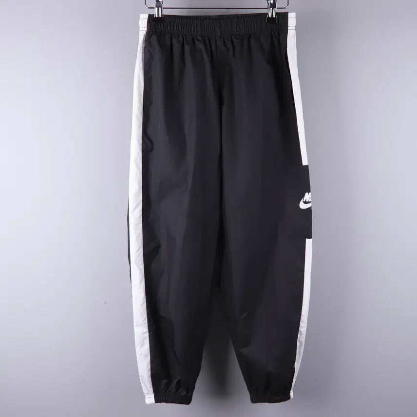 [BUNJANG] Nike Women's Sportswear Woven Pants Black (M) / 나이키 우먼스 나이키 스포츠웨어 우븐 팬츠 블랙 (M)