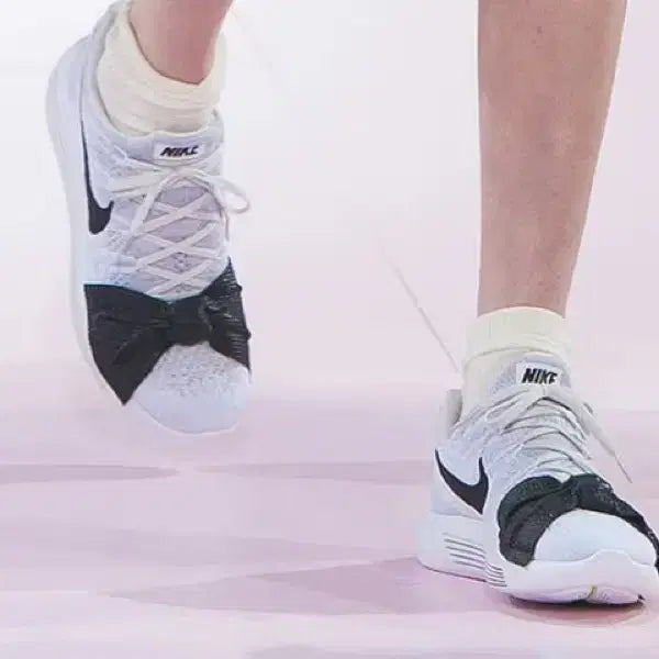 [BUNJANG] Comme des Garçons Nike Flyknit Racer Shoes (240) / 꼼데가르송 나이키 / 플라이니트 레이서 / 240