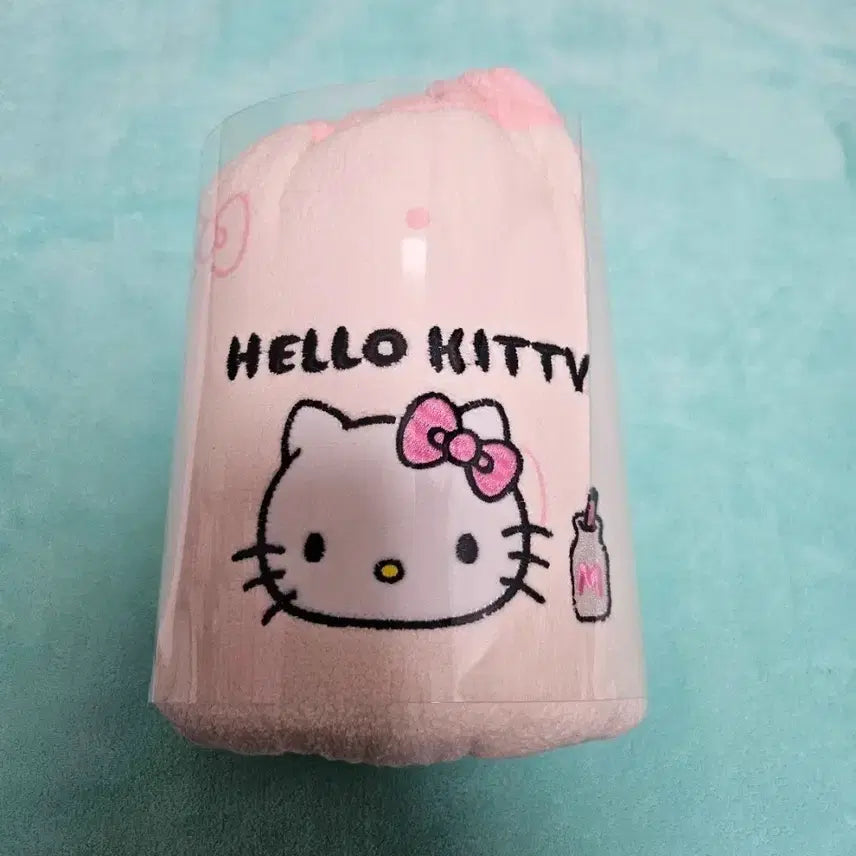 [BUNJANG] Hello Kitty Bathrobe / 헬로키티 샤워 가운