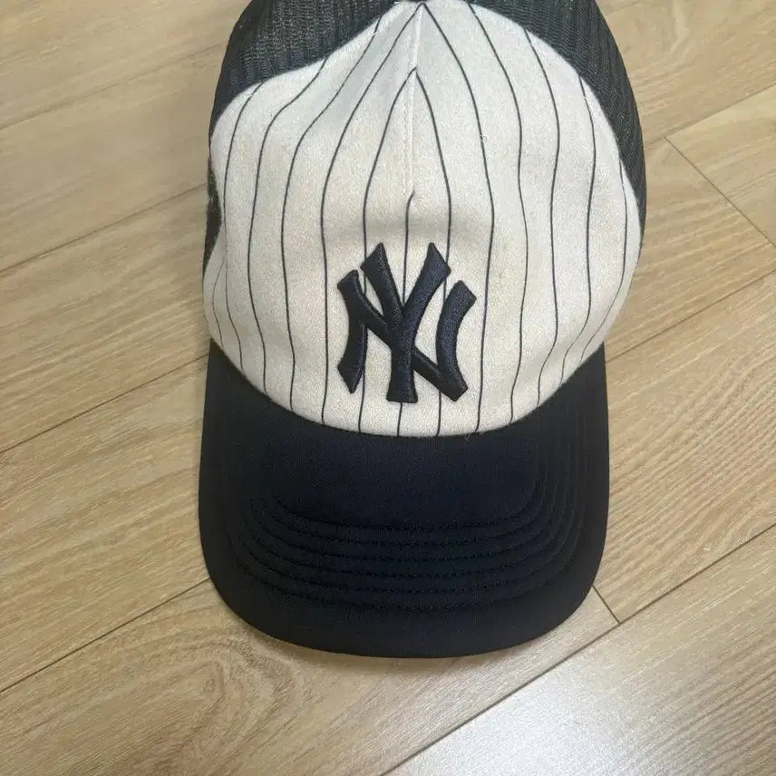 [BUNJANG] Kith x '47 New York Yankees Franchise LS Trucker Hat Nocturnal XXL / KITH 메쉬캡