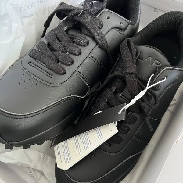 [BUNJANG] Lar Leather Sneakers 4cm Height Increasing / Lar 가죽 스니커즈 4cm 키높이 (G7 정상회의 공식 선물)