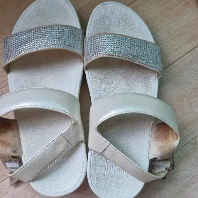 [BUNJANG] Fitflop Sparkle Cubic Embellishment Sandals US 5 (230) / 핏플랍 230