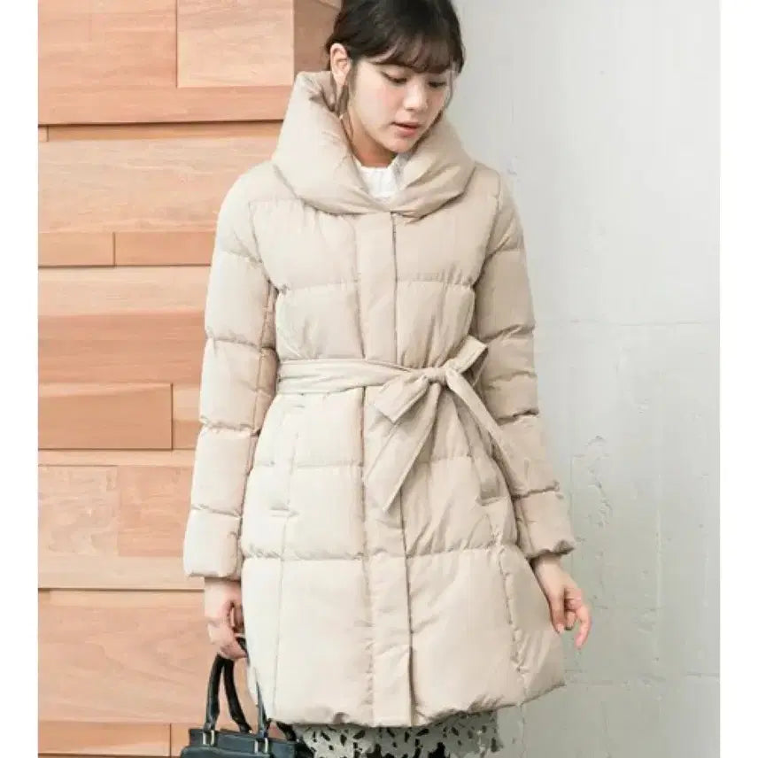 [BUNJANG] Ingni Lightweight Padded Belted Jacket Beige Set M / Ingni 경량 패딩 베이지색 벨트 세트 m 스나계 일브 그레일