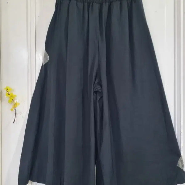 [BUNJANG] Flowy Wrap Culottes / 봄 초여름 검정 고급스러운. 찰랑찰랑 밴딩. 랩 치마바지