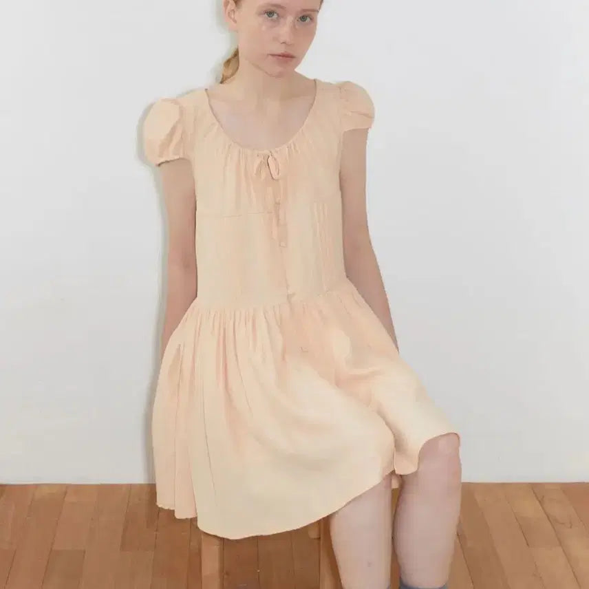 [BUNJANG] SINOON Puff Sleeve Pintuck Dress Apricot / 시눈 puff sleeve pintuck dress Apricot