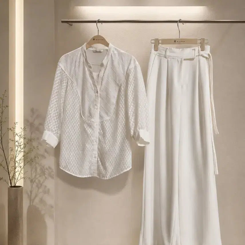 [BUNJANG] it MICHAA White Jacquard Blouse / 잇미샤 화이트 자가드 블라우스 55~66