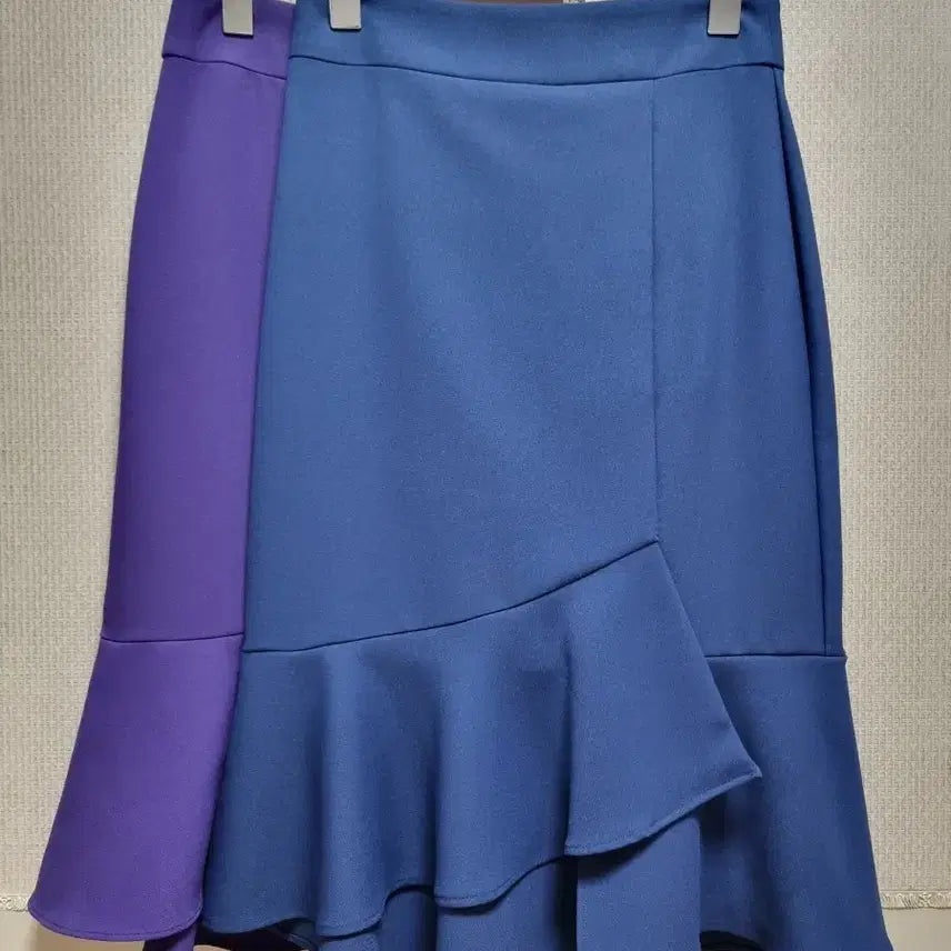 [BUNJANG] Frill Mermaid Skirt - 2 Colors Available (S-L) / (새상품) 옷가게정리 정장 프릴 스커트 2컬러 S~L