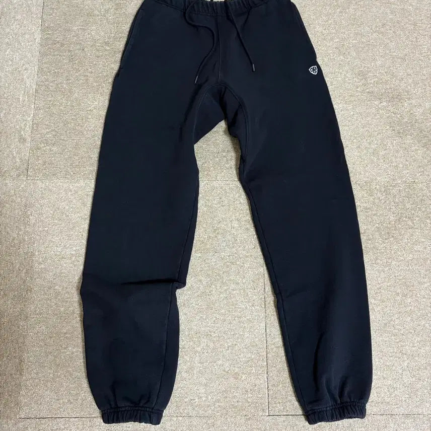 [BUNJANG] Heritagefloss Sweat Jogger Pants / 헤리티지플로스 스웻 조거팬츠