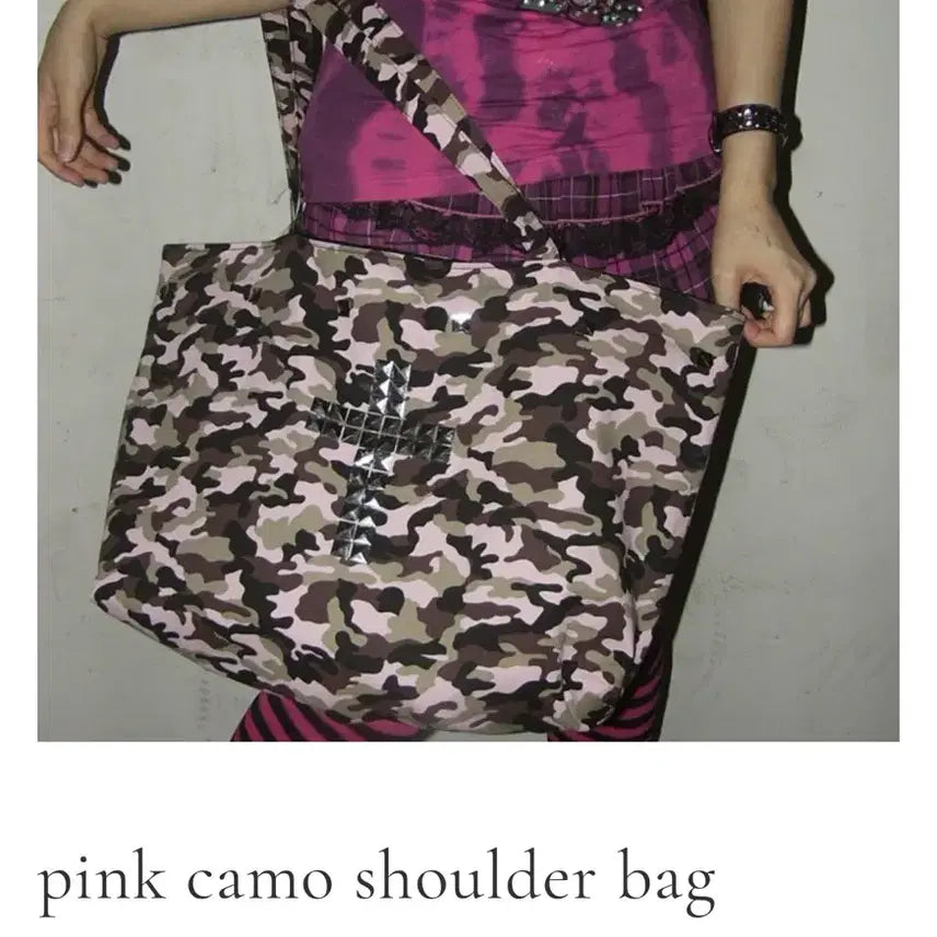 [BUNJANG] Ghost City Pink Camo Shoulder Bag / 유령도시 핑크 카모 숄더백