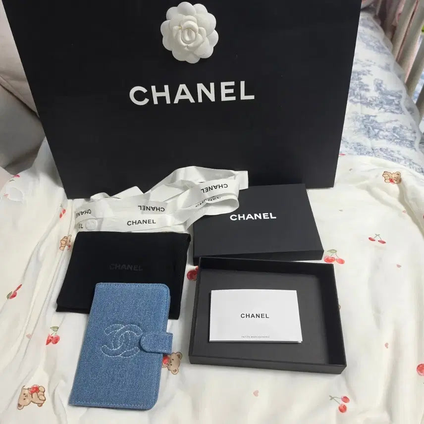 [BUNJANG] Chanel Passport Holder Case / 샤넬 여권지갑 케이스 정품 새제품