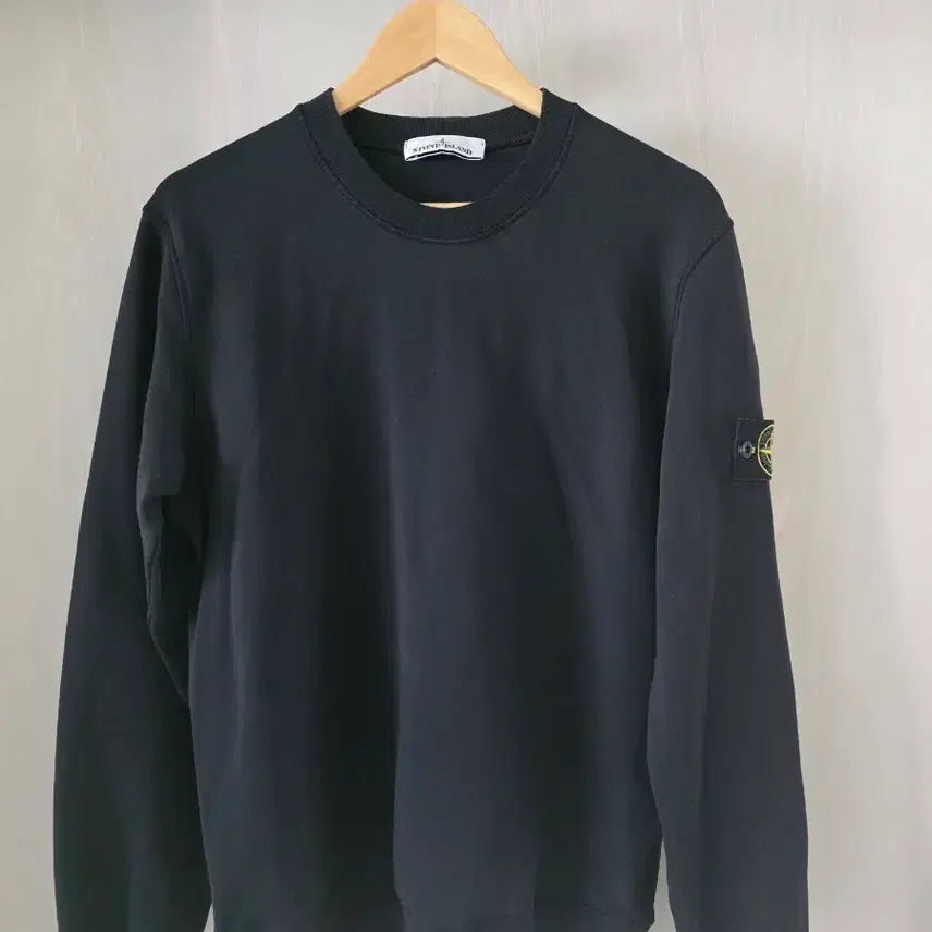 [BUNJANG] Stone Island Sweatshirt and Pants Set / 스톤아일랜드 맨투맨 바지 블랙 세트 급처합니다