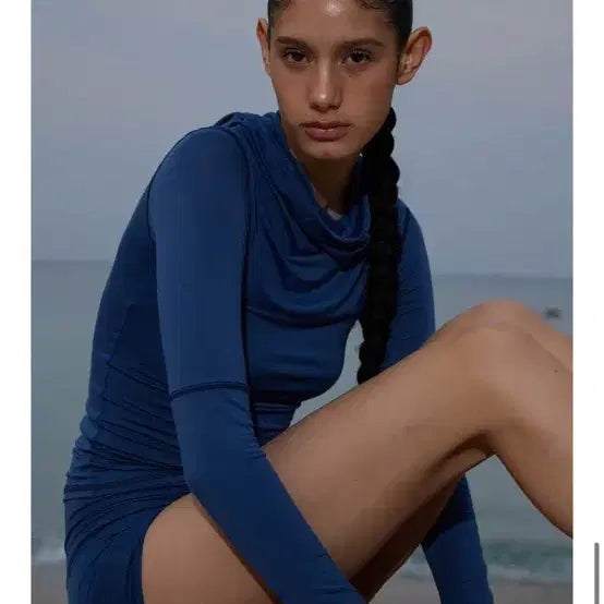[BUNJANG] Jijivisha Blue Hoodie / Jijivisha 지지비샤 후드티 (블루)