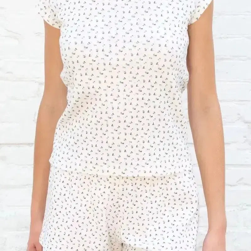 [BUNJANG] Brandy Melville Hailey Flower Short Sleeve T-Shirt White / 브랜디멜빌 헤일리 플라워 반팔 화이트 티셔츠