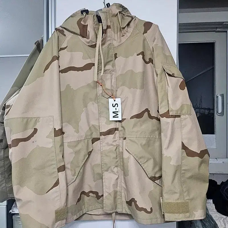 [BUNJANG] US Army Desert 3-Color DCU GORE-TEX Jacket - Medium Short (105) / 미군 사막 3색 DCU 고어텍스 자켓 - 미디움 숏(105