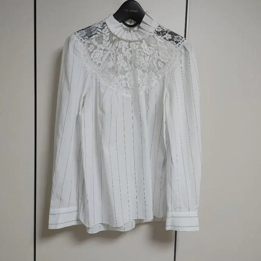 [BUNJANG] Sandro Lace Blouse / 산드로 레이스 블라우스
