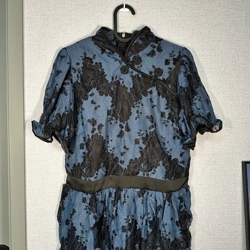 [BUNJANG] Chiffon China Collar Lace Short Sleeve Blouse / 새상품) 이소비 차이나카라 레이스 반팔