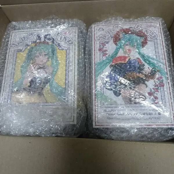 [BUNJANG] Hatsune Miku Wonderland Figure Bundle Set (2 Types) / 일괄 택포 3.9 장화신은고양이미쿠백설공주미쿠
