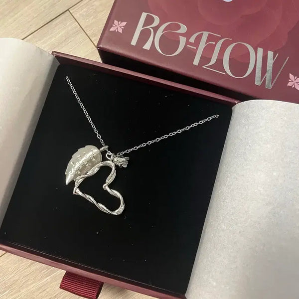 [BUNJANG] ZB1 Reflow Album Necklace Special Photocard / 제베원 리플로우 앨범 목걸이 스페셜 포카