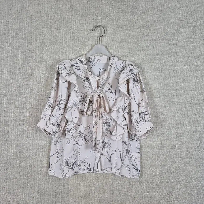 [BUNJANG] Ribbon Flower Pattern Chiffon Blouse (M) / (#55,66추천/M)리본 플라워 패턴 쉬폰 블라우스
