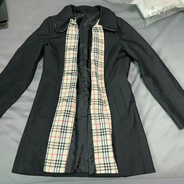 [BUNJANG] Beige Check Lined Trench Coat Black Jacket / 베이지 체크 안감 트렌치코트 블랙자켓