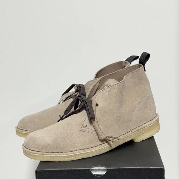 [BUNJANG] Clarks Desert Boots Wolf Suede 75th Anniversary Model UK9 / [280] 클락스 데저트부츠 울프스웨이드 75주년 기념 모델