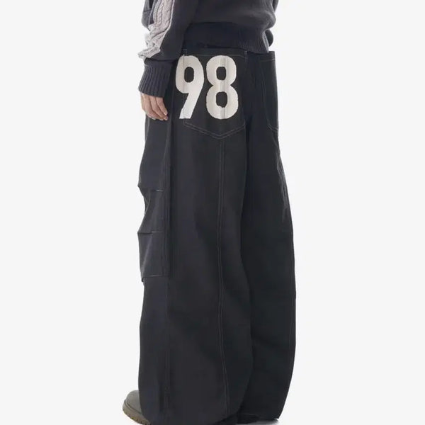 [BUNJANG] AKAM 98 Printed Knee Pin-tuck Denim Pants (Black) / 아캄 98 Printed Knee Pin-tuck Denim Pants