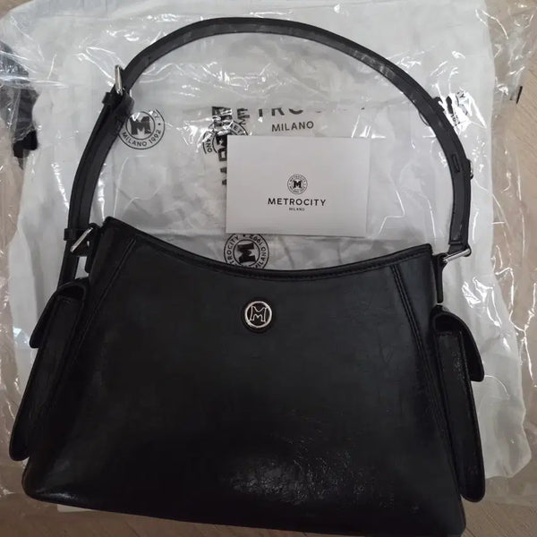 [BUNJANG] Metrocity Shoulder Bag Black / 메트로시티 숄더백 블랙 새상품