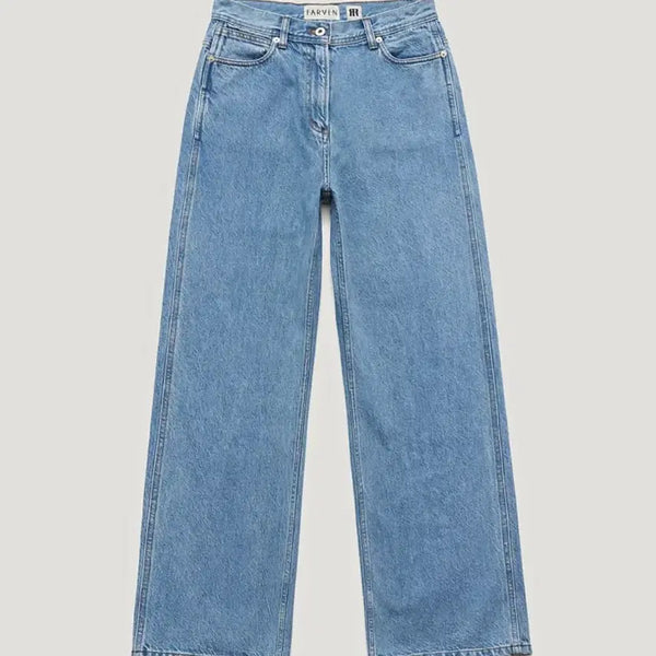 [BUNJANG] Parveing Loose Fit Flared Denim (Light Blue) / [파르벵] [택제품] LOOSE FIT FLARED DENIM