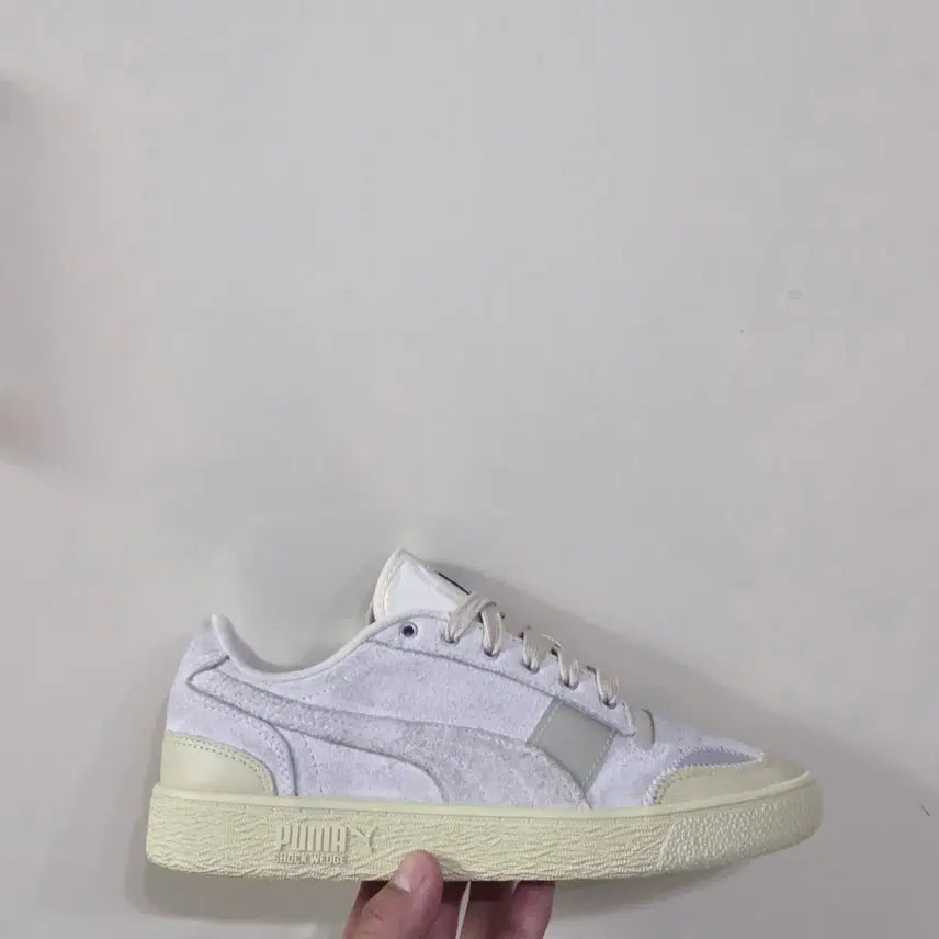 [BUNJANG] Puma x Rhuigi Ralph Sampson Lo Whisper White Sneakers / [250] 푸마X루드 랄프샘슨 로 위스퍼화이트ㅡ단종매물,최저가