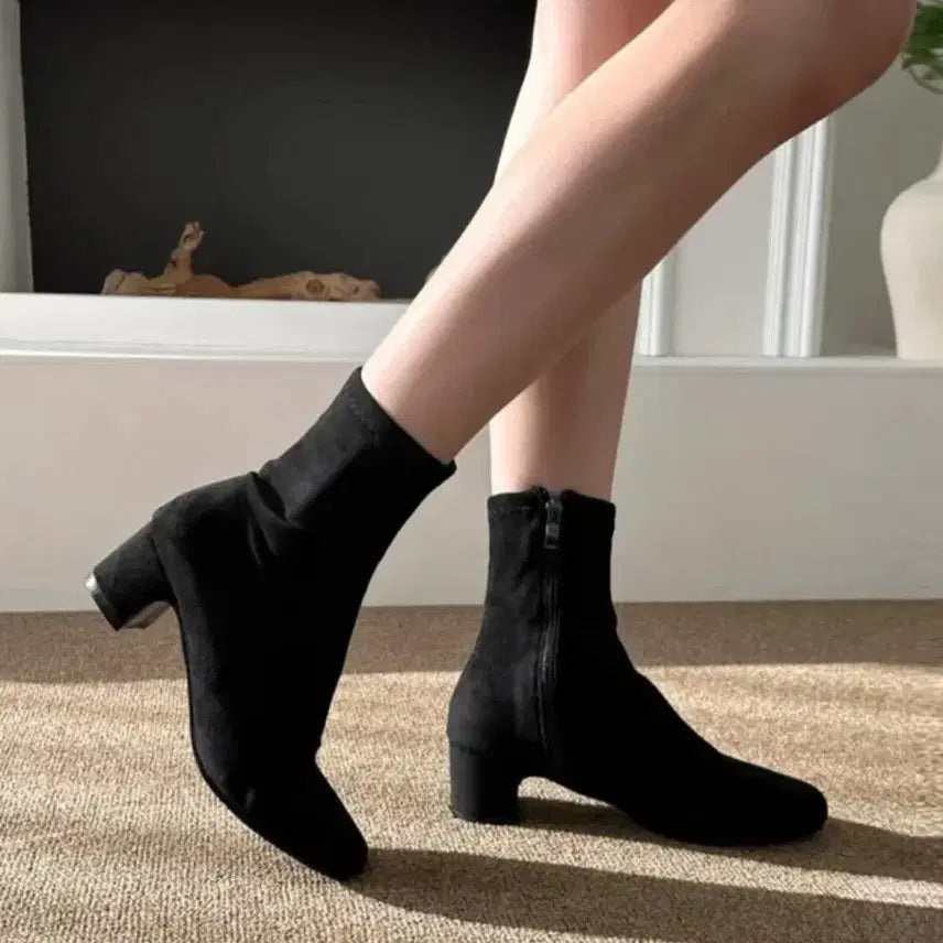 [BUNJANG] Black Slim-Fit Suede Boots / 블랙 슬림핏 스웨이드 부츠